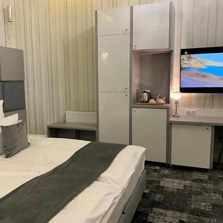 Piramida Hotel apartamentowy