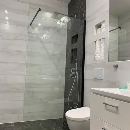 Hotel apartamentowy Piramida Boleslawiec (Lower Silesia)