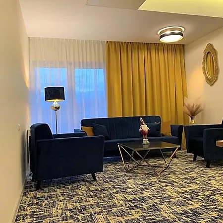 Piramida 4* Болеславец