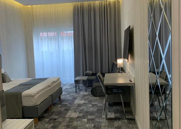 Apart Otel Piramida Boleslawiec (Lower Silesia)