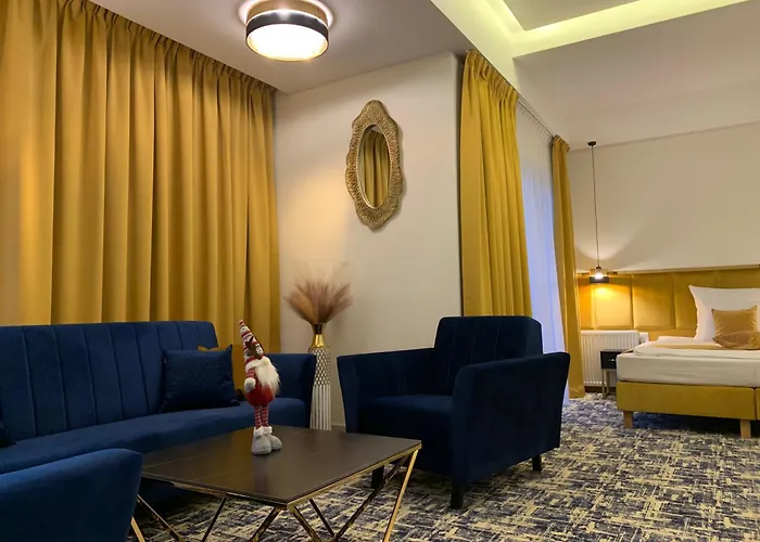 Apart Otel Piramida 4*